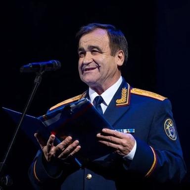 Тютюнник Юрий Александрович